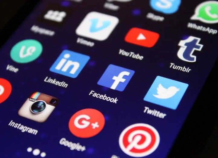 Guía Para La Construcción de Sitios y Diseño Web 8 Medios publicitarios Marketing Digital DesignPlus